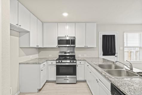 9826 Littleton Grist San Antonio TX 78254