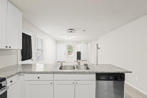 9826 Littleton Grist San Antonio TX 78254