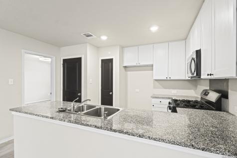 9826 Littleton Grist San Antonio TX 78254