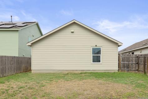 9826 Littleton Grist San Antonio TX 78254