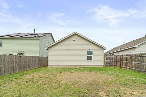 9826 Littleton Grist San Antonio TX 78254