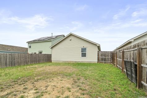9826 Littleton Grist San Antonio TX 78254