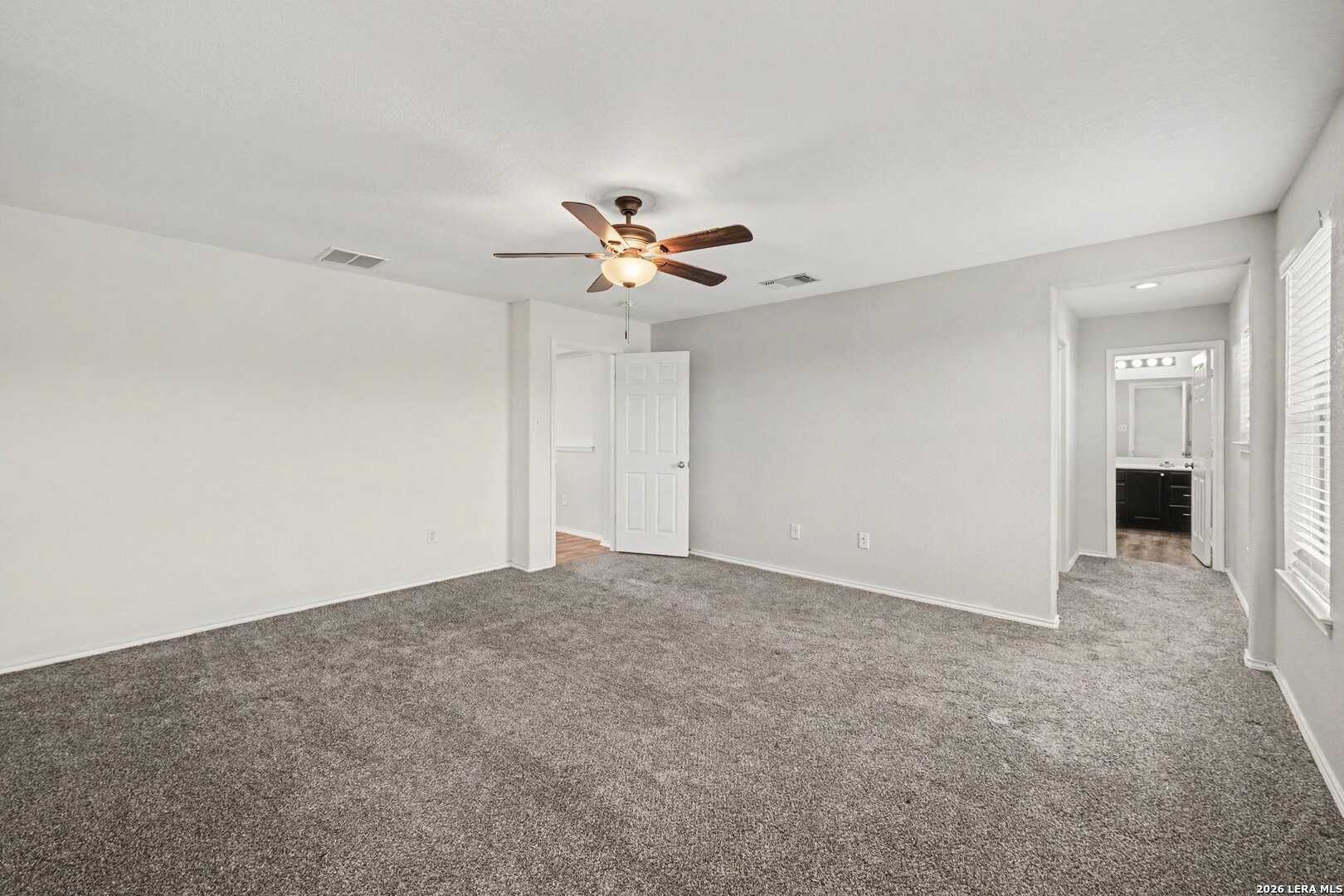 6124 Fred Couples Schertz TX 78108