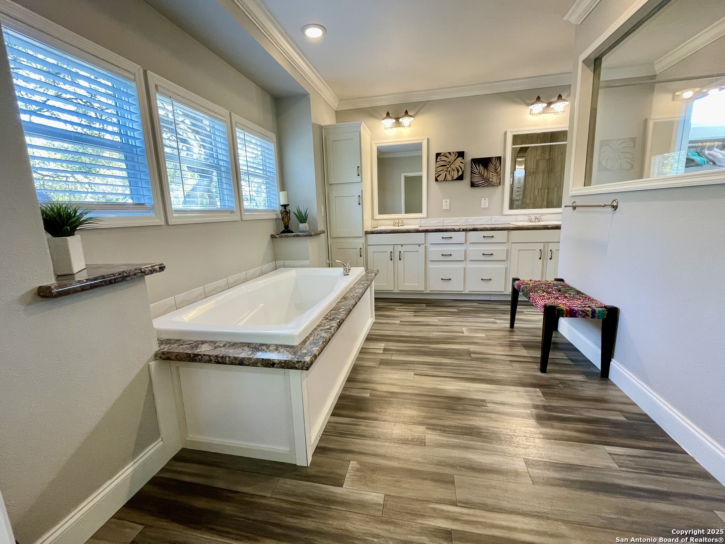 203 Ranch Drive Bandera TX 78003