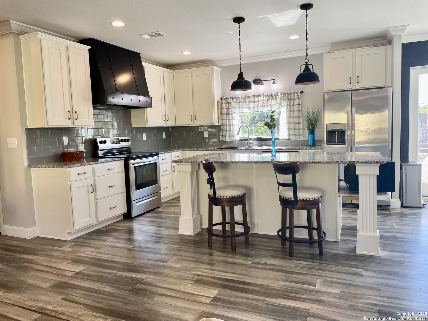 203 Ranch Drive Bandera TX 78003
