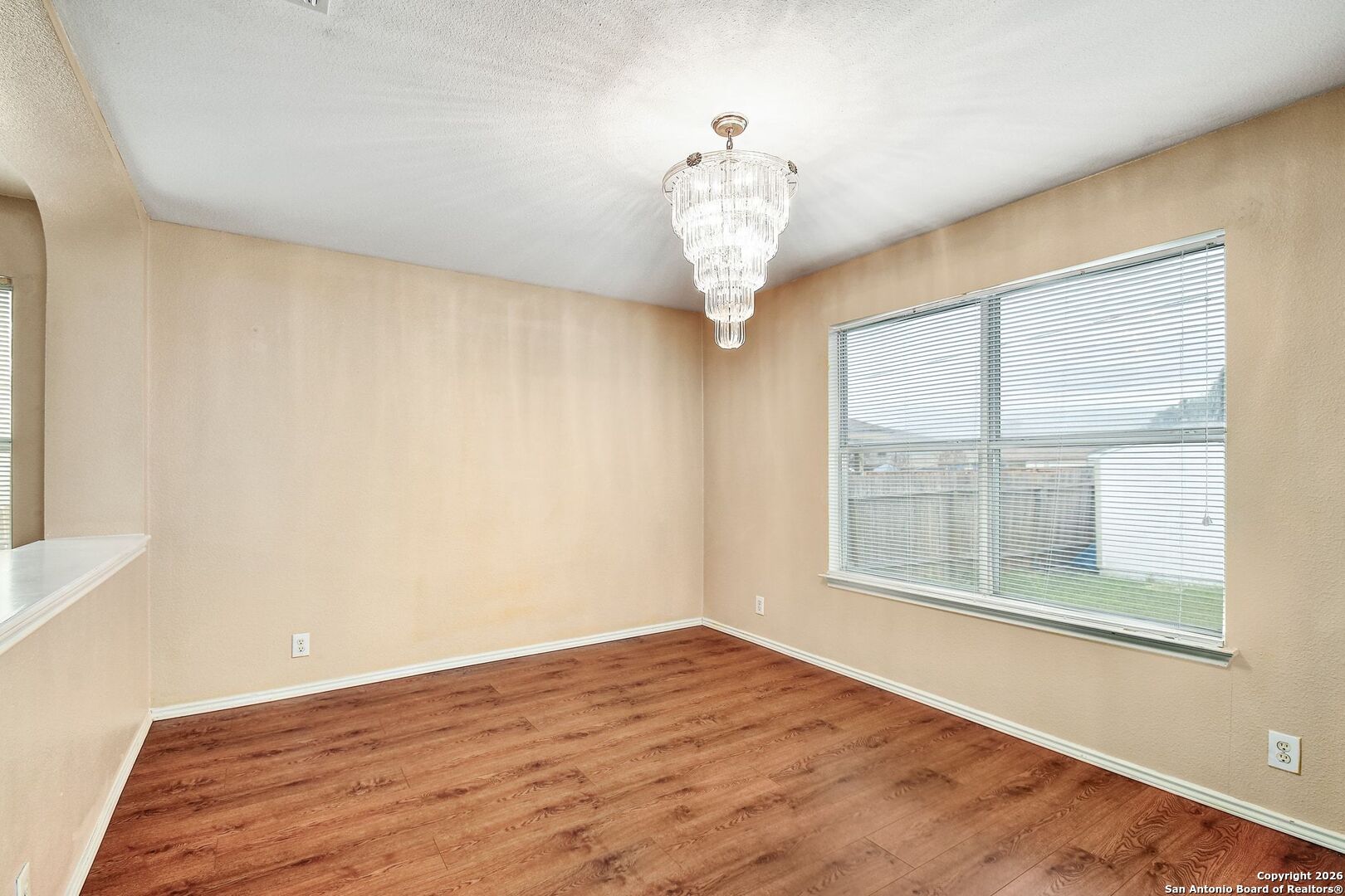5207 Wood Glen San Antonio TX 78244