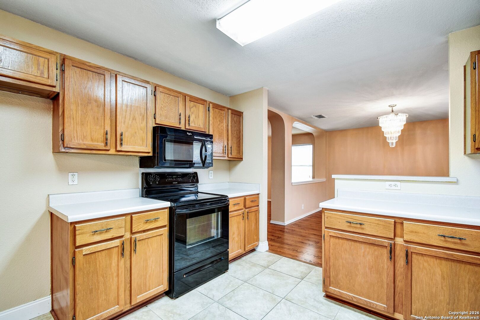 5207 Wood Glen San Antonio TX 78244