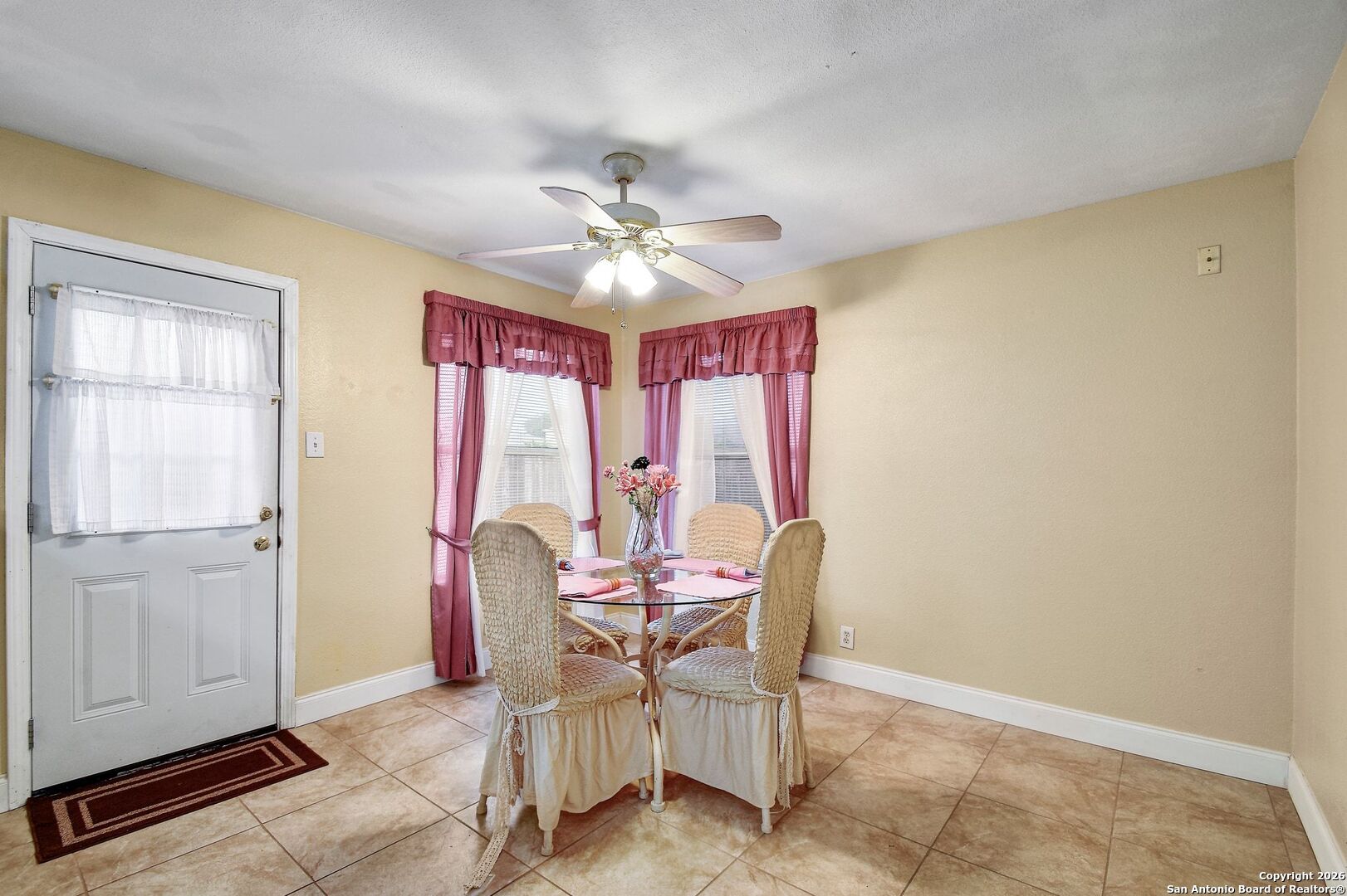 5207 Wood Glen San Antonio TX 78244