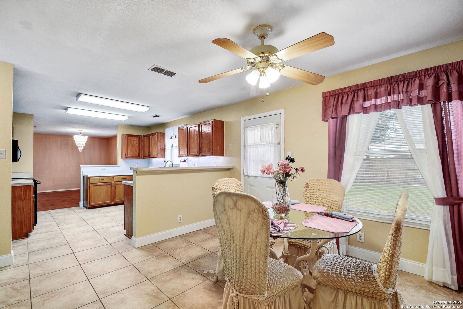 5207 Wood Glen San Antonio TX 78244