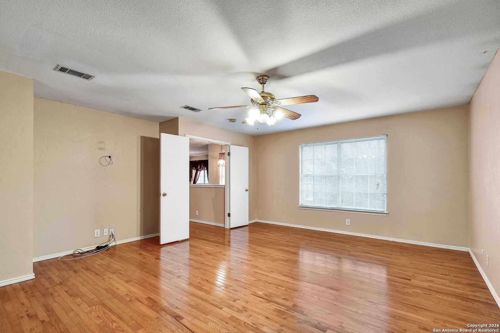 5207 Wood Glen San Antonio TX 78244
