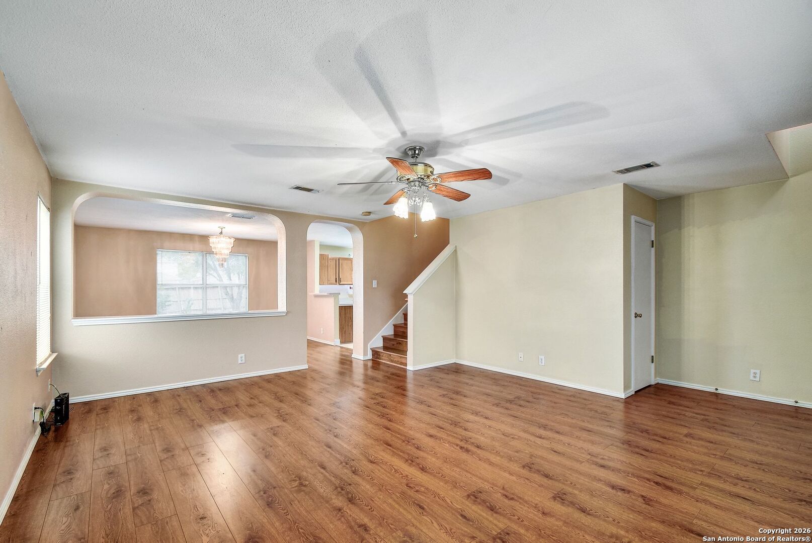 5207 Wood Glen San Antonio TX 78244
