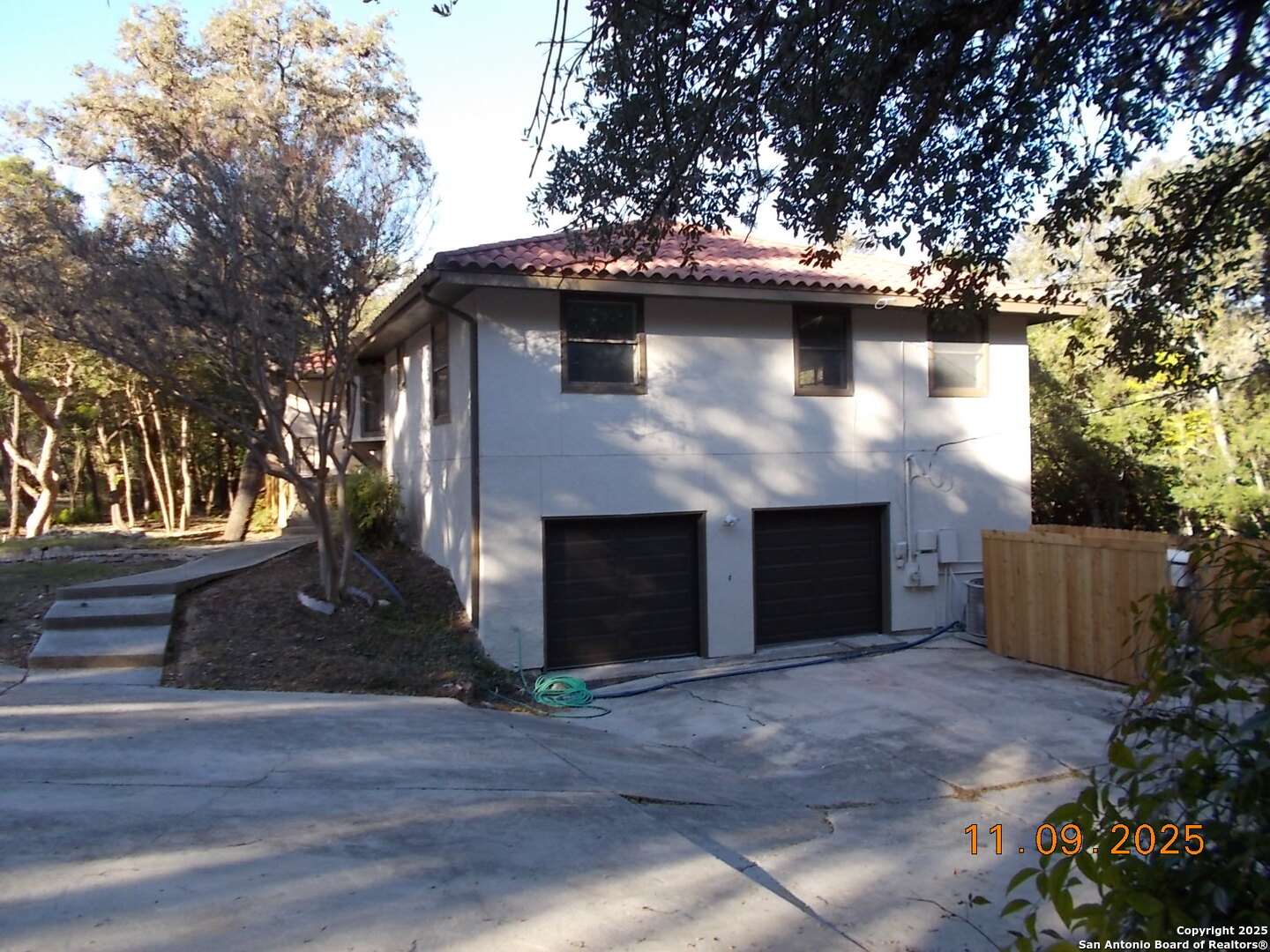 1247 Abbotsbury Universal City TX 78148