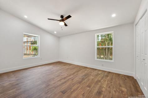 101 New York San Antonio TX 78214