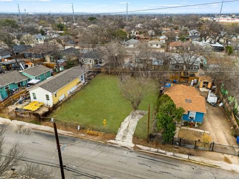 1017 Patton San Antonio TX 78237