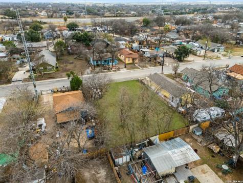 1017 Patton San Antonio TX 78237