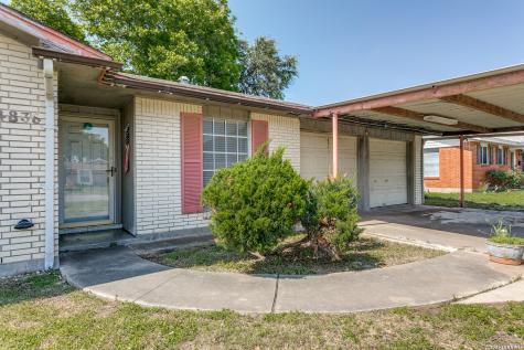 4838 Dellcrest Drive San Antonio TX 78220