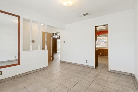 4838 Dellcrest Drive San Antonio TX 78220