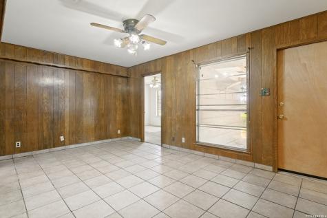 4838 Dellcrest Drive San Antonio TX 78220