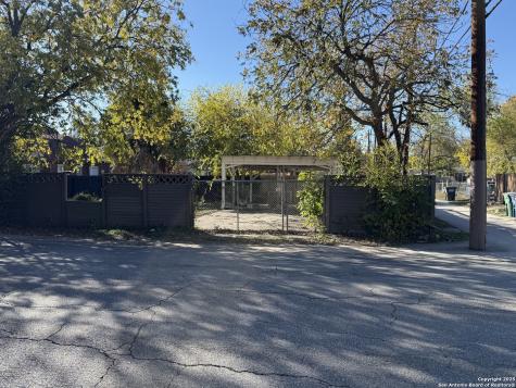 1701 W Summit Avenue San Antonio TX 78201