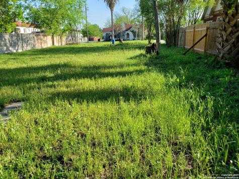 1701 W Summit Avenue San Antonio TX 78201