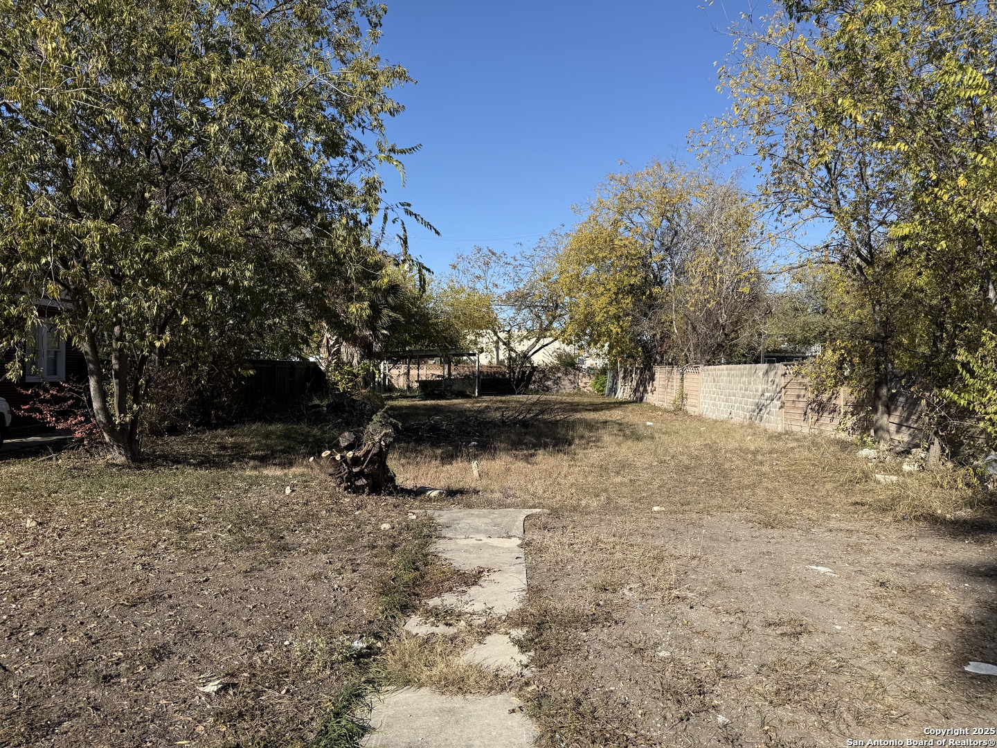 1701 W Summit Avenue San Antonio TX 78201