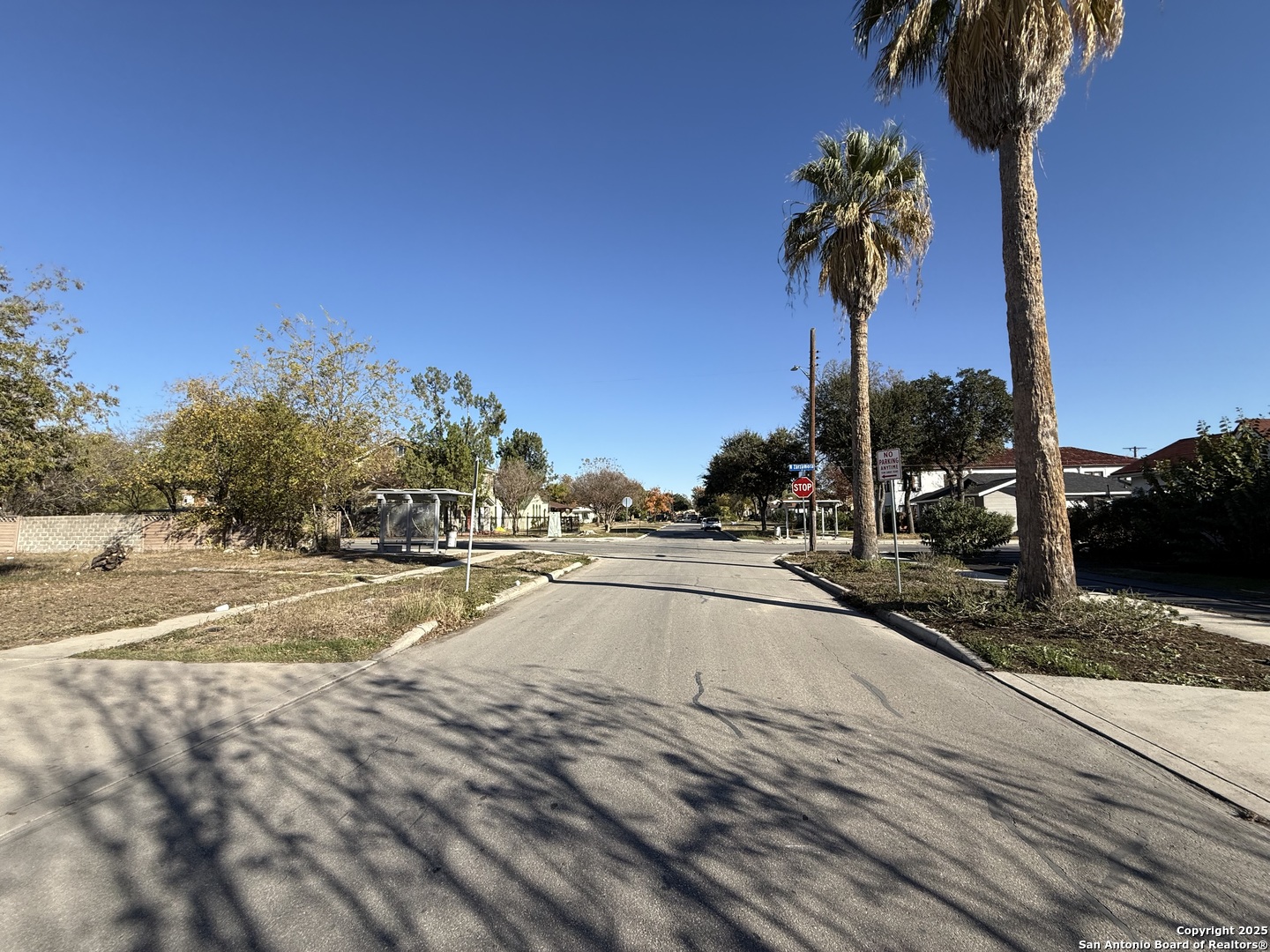 1701 W Summit Avenue San Antonio TX 78201