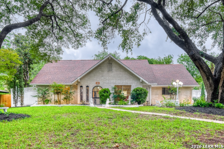 90 Bluet Lane Castle Hills TX 78213