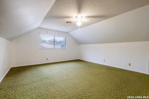 90 Bluet Lane Castle Hills TX 78213