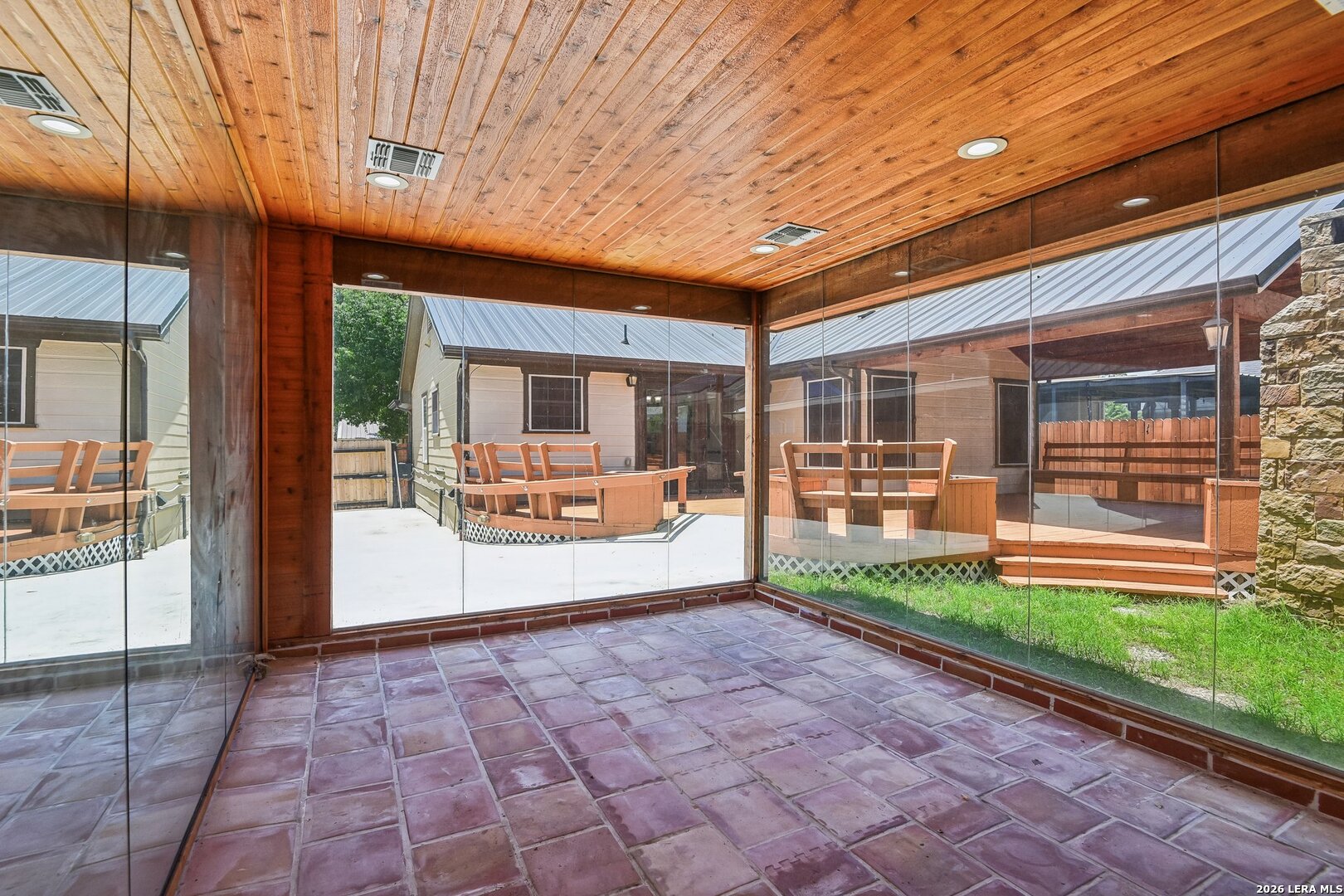 614 Claude W Black San Antonio TX 78203
