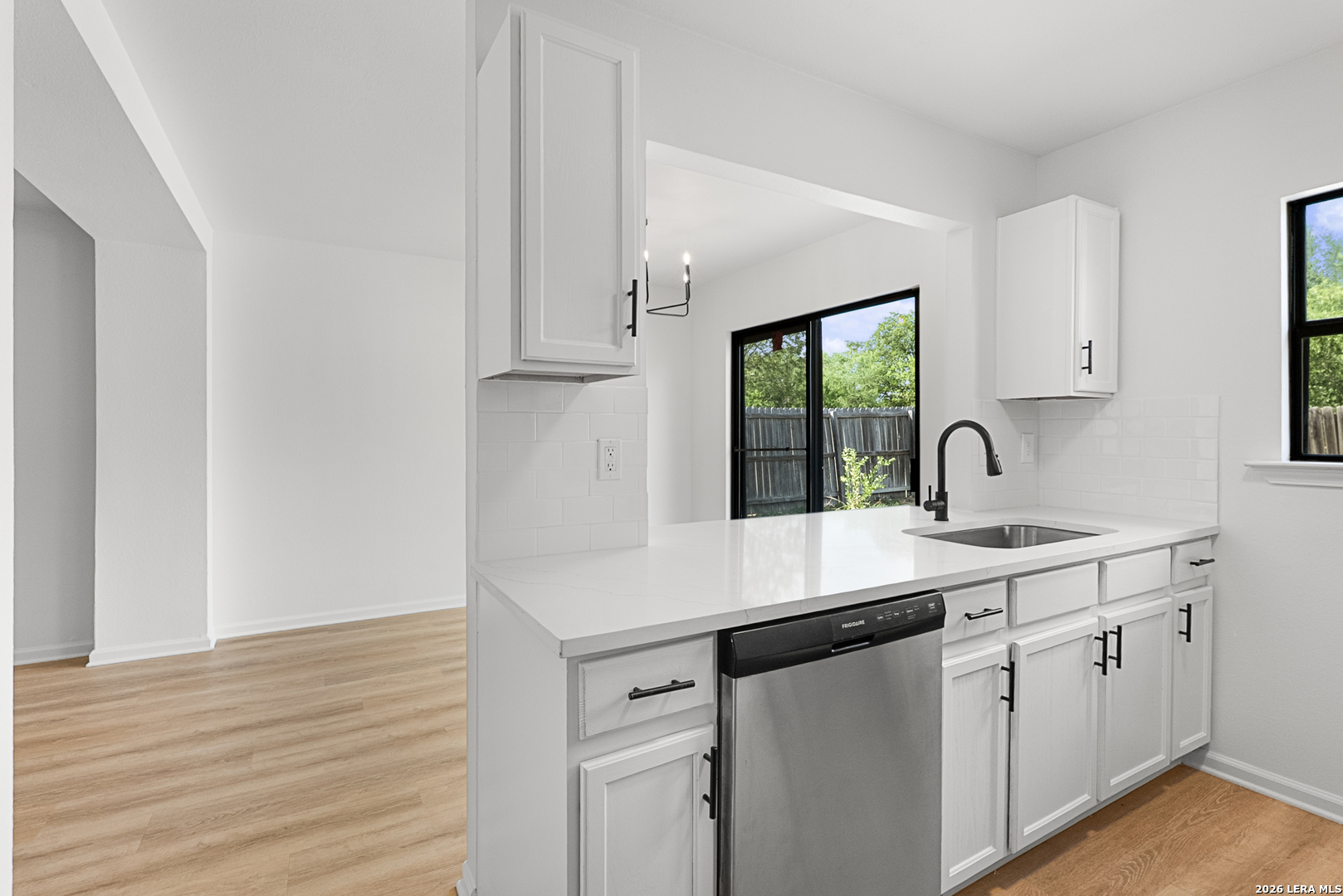 6814 Saharastone Drive Converse TX 78109