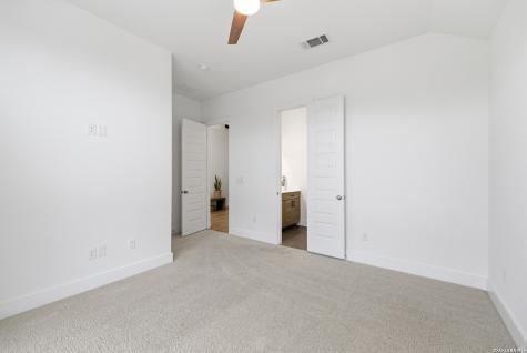 1218 Yaupon New Braunfels TX 78132