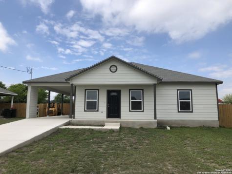 708 S Butler Street Karnes City TX 78118
