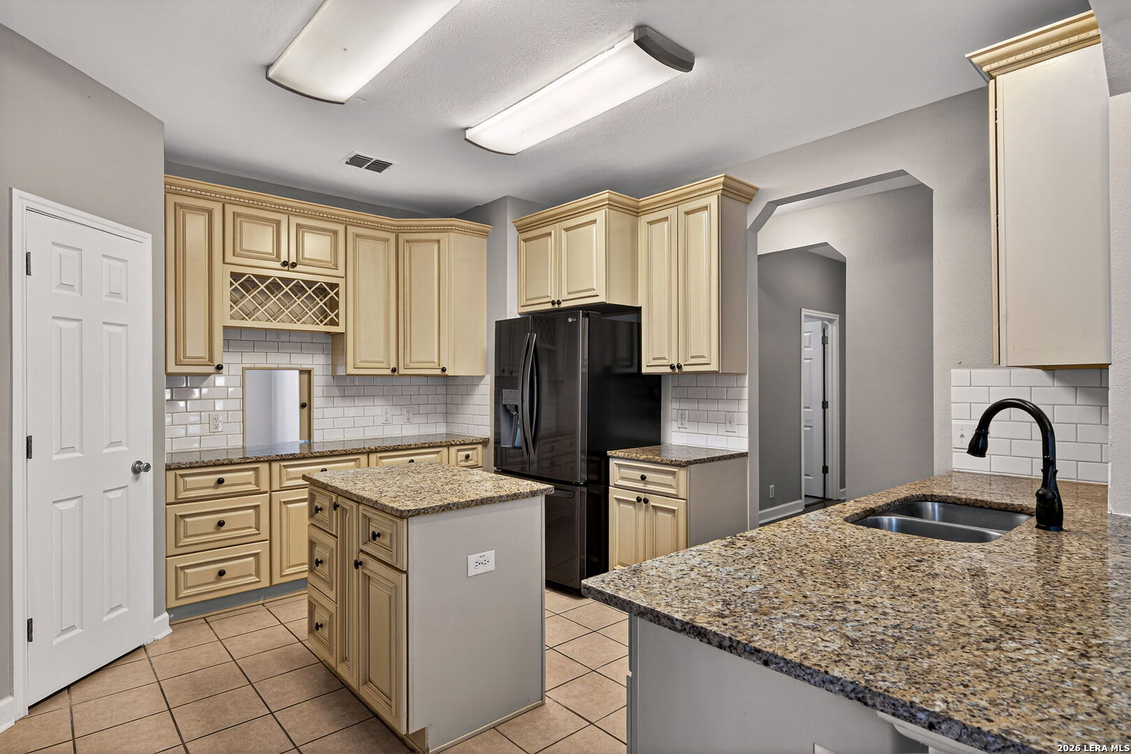 2135 Shoreham San Antonio TX 78260