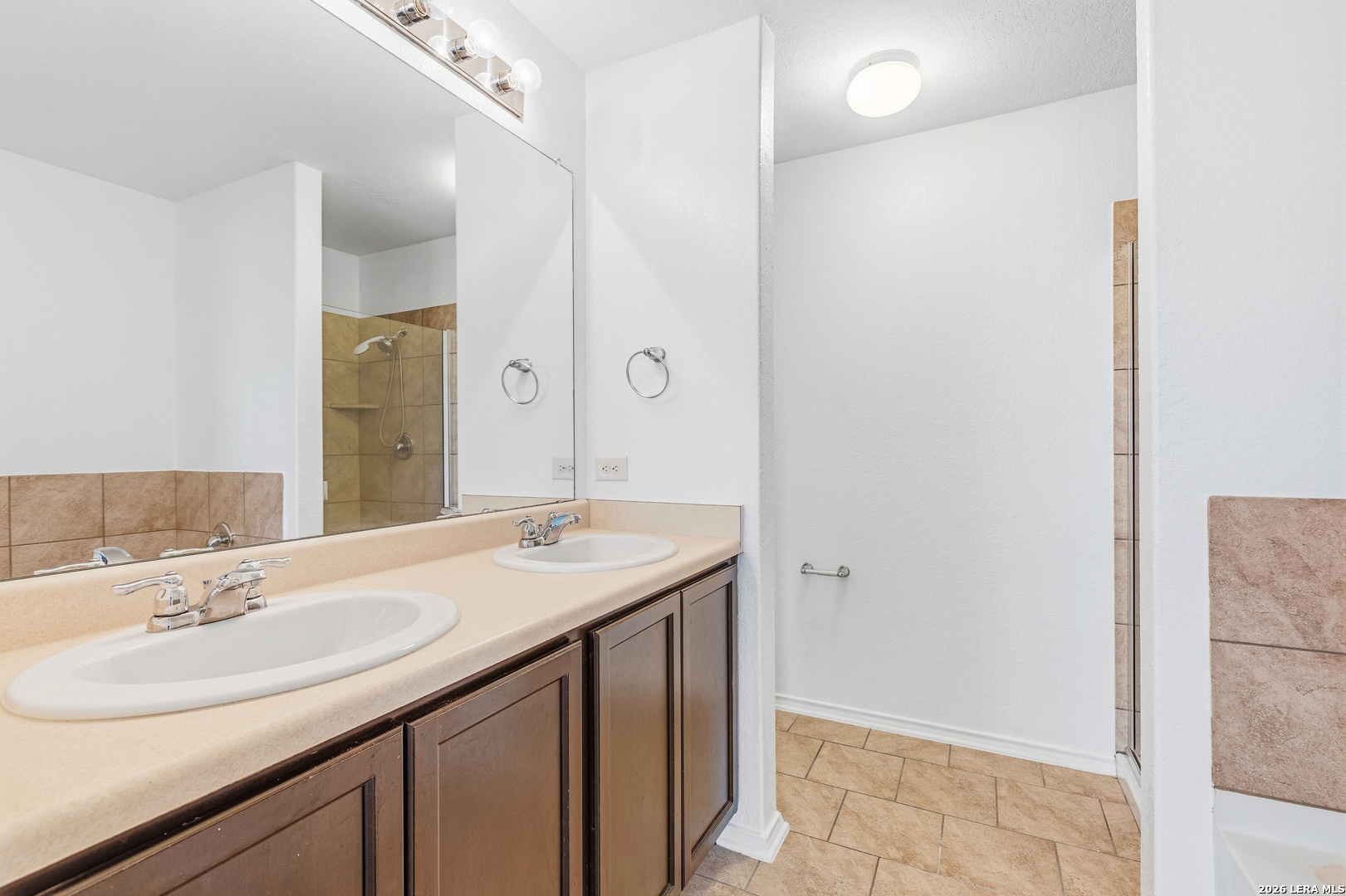 3906 Medina Branch San Antonio TX 78222