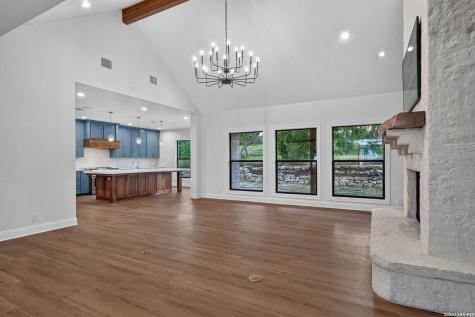 130 Spring Hill Drive Boerne TX 78006