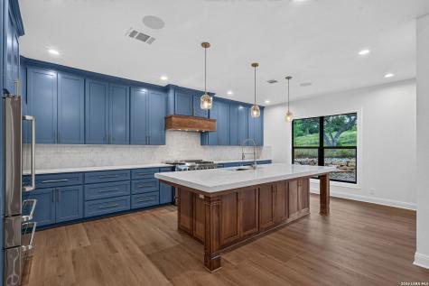 130 Spring Hill Drive Boerne TX 78006