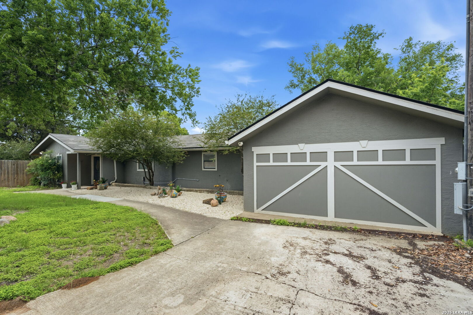 5987 Highway 27 Center Point TX 78010