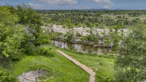 5987 Highway 27 Center Point TX 78010