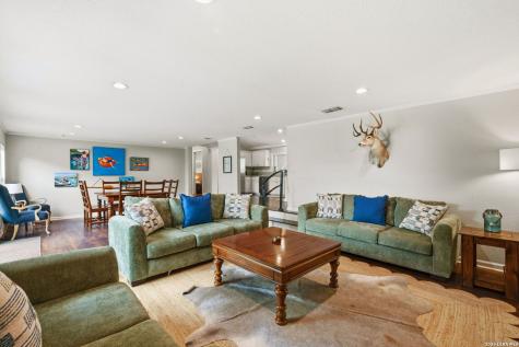 5987 Highway 27 Center Point TX 78010