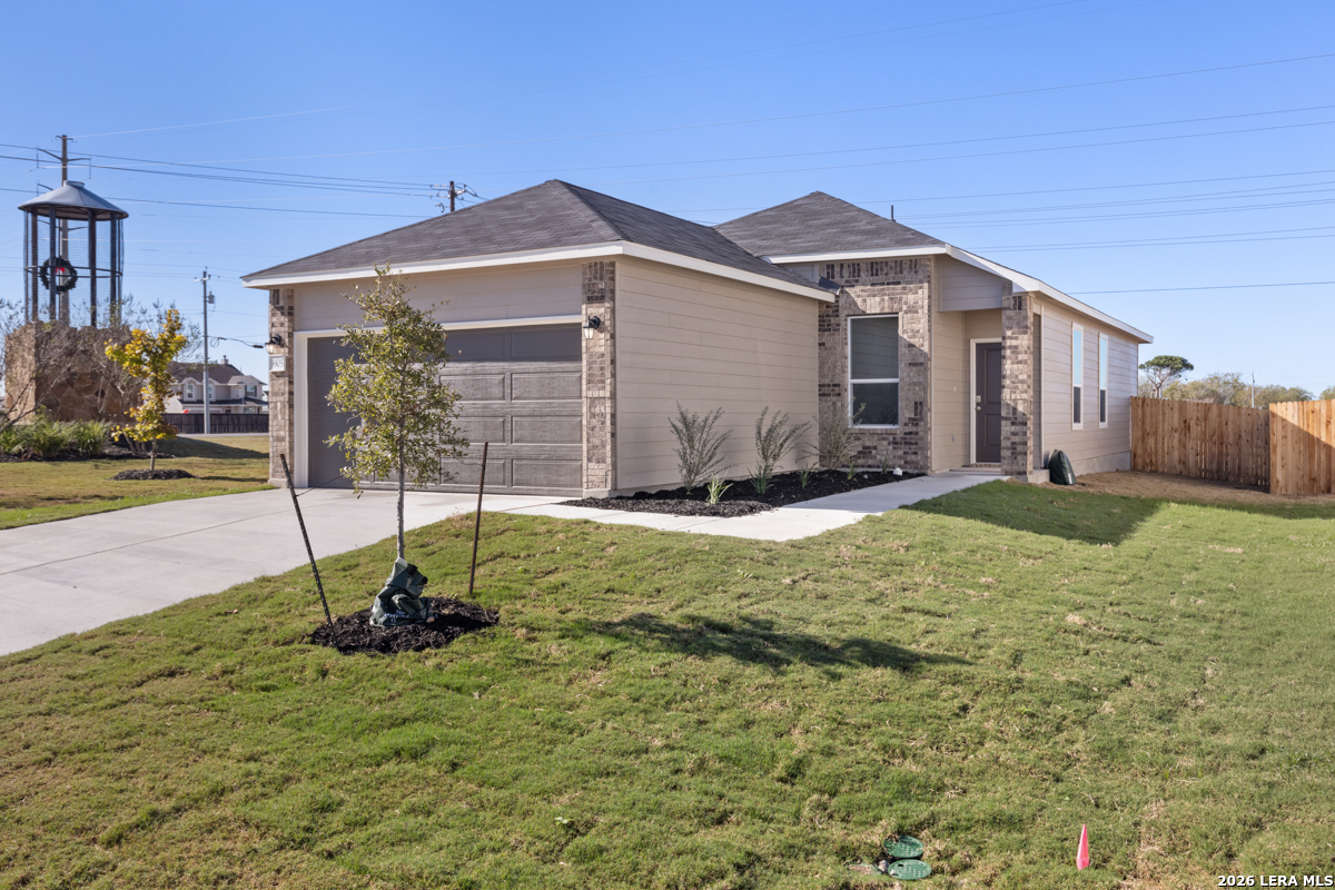 3905 Woodside Drive Seguin TX 78155