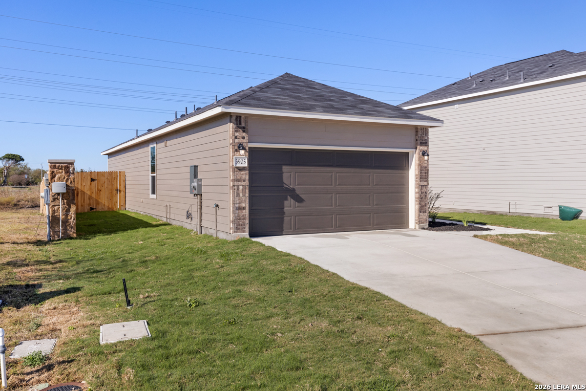 3905 Woodside Drive Seguin TX 78155