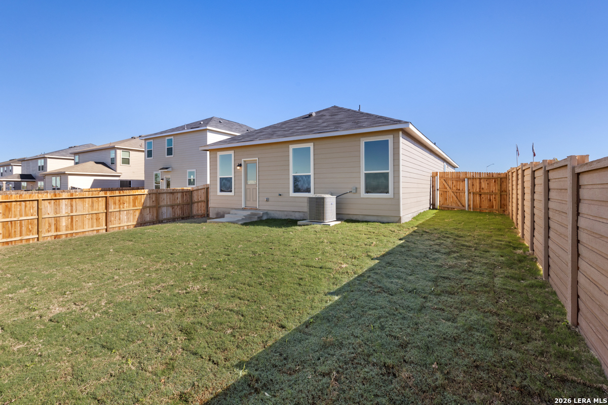3905 Woodside Drive Seguin TX 78155