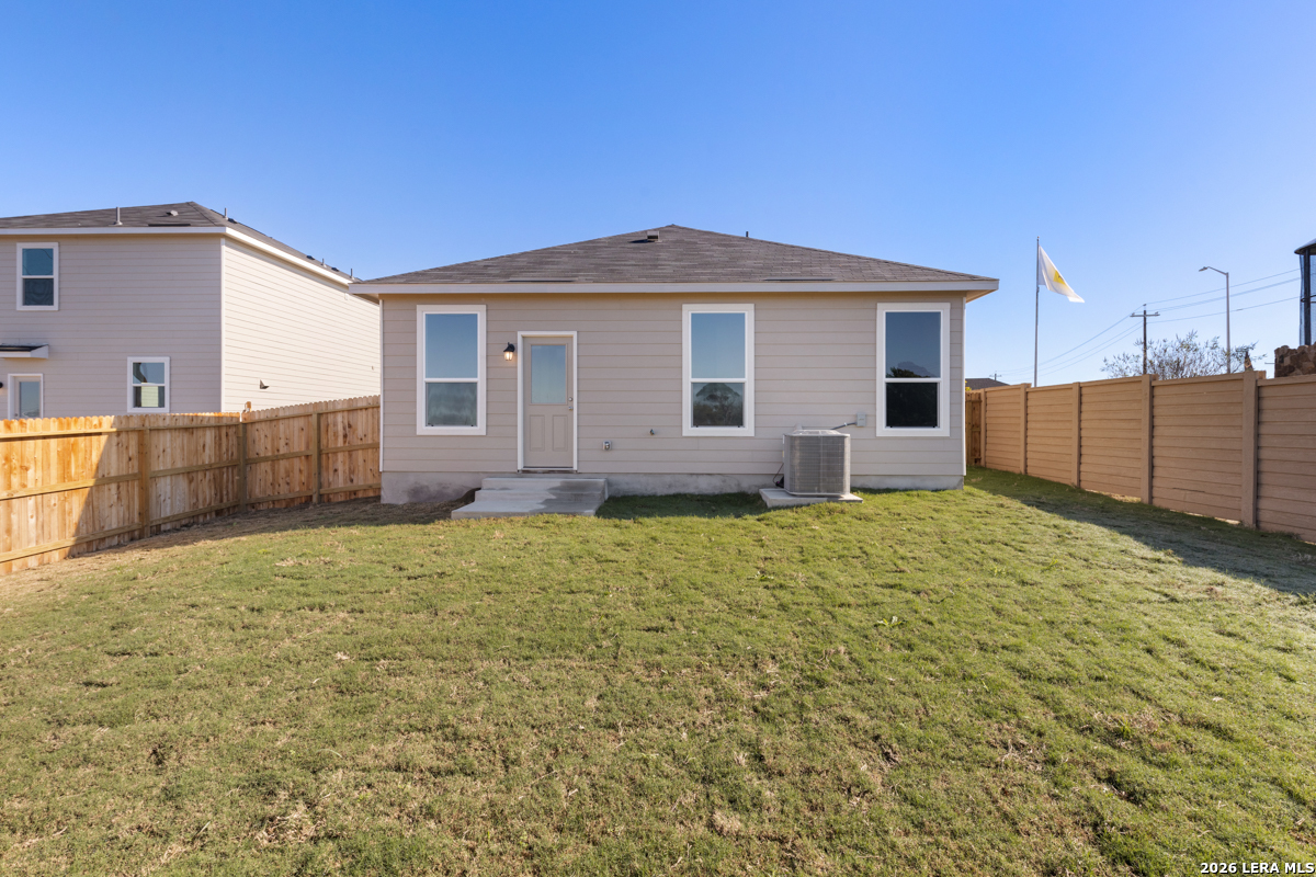3905 Woodside Drive Seguin TX 78155