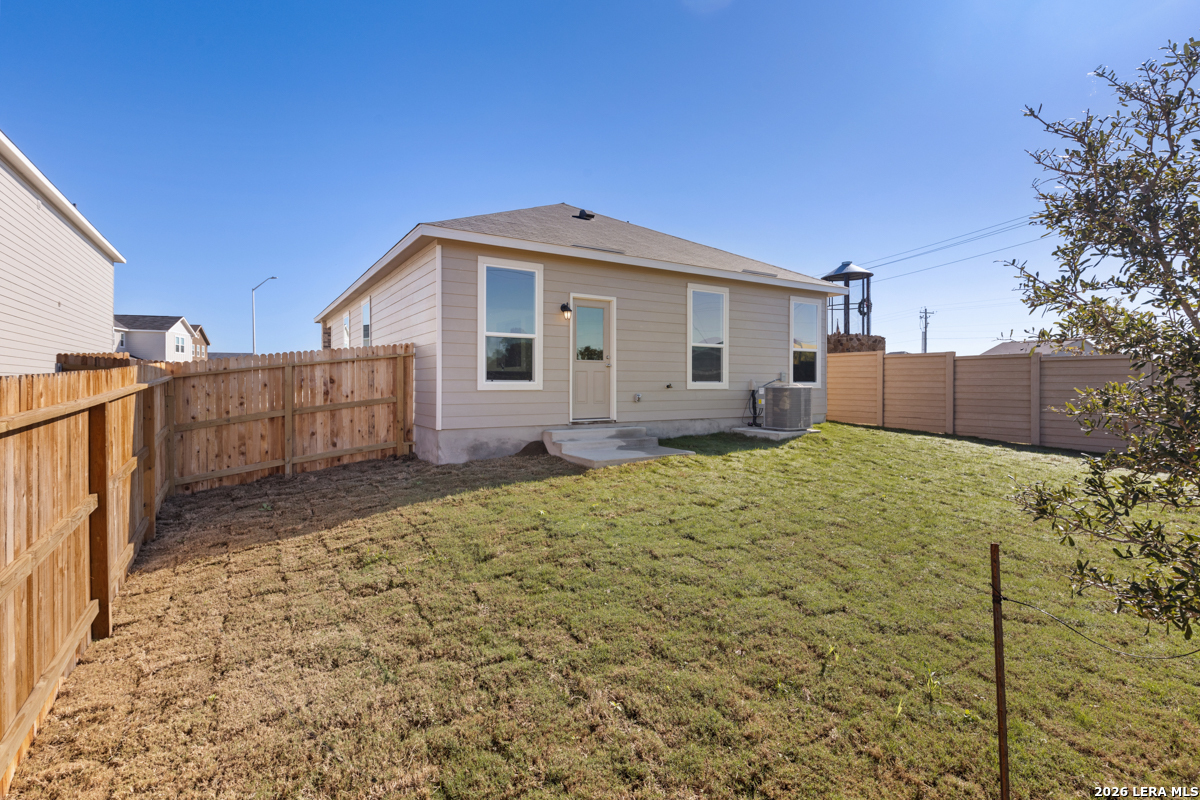 3905 Woodside Drive Seguin TX 78155