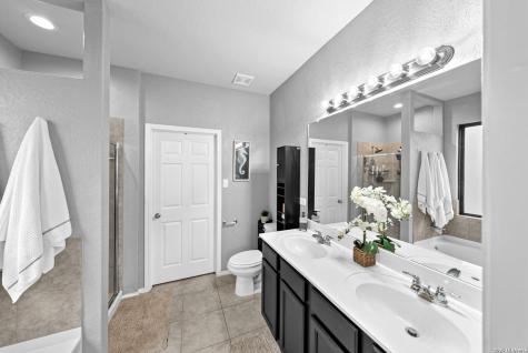 5811 Ivans Farm San Antonio TX 78244
