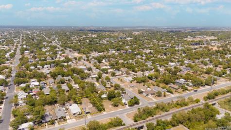 415 Westfall San Antonio TX 78210