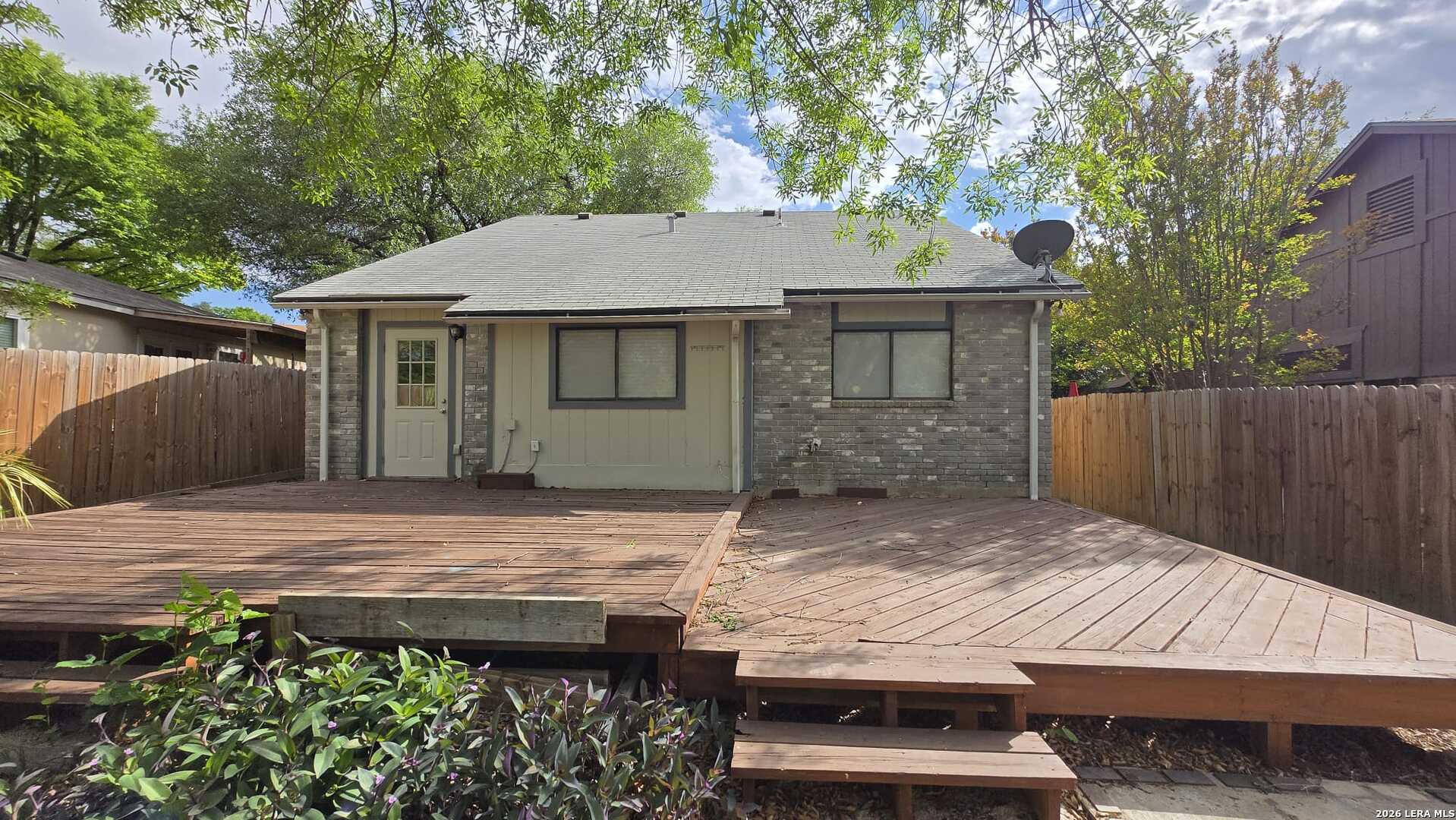 7339 Bluestone San Antonio TX 78249