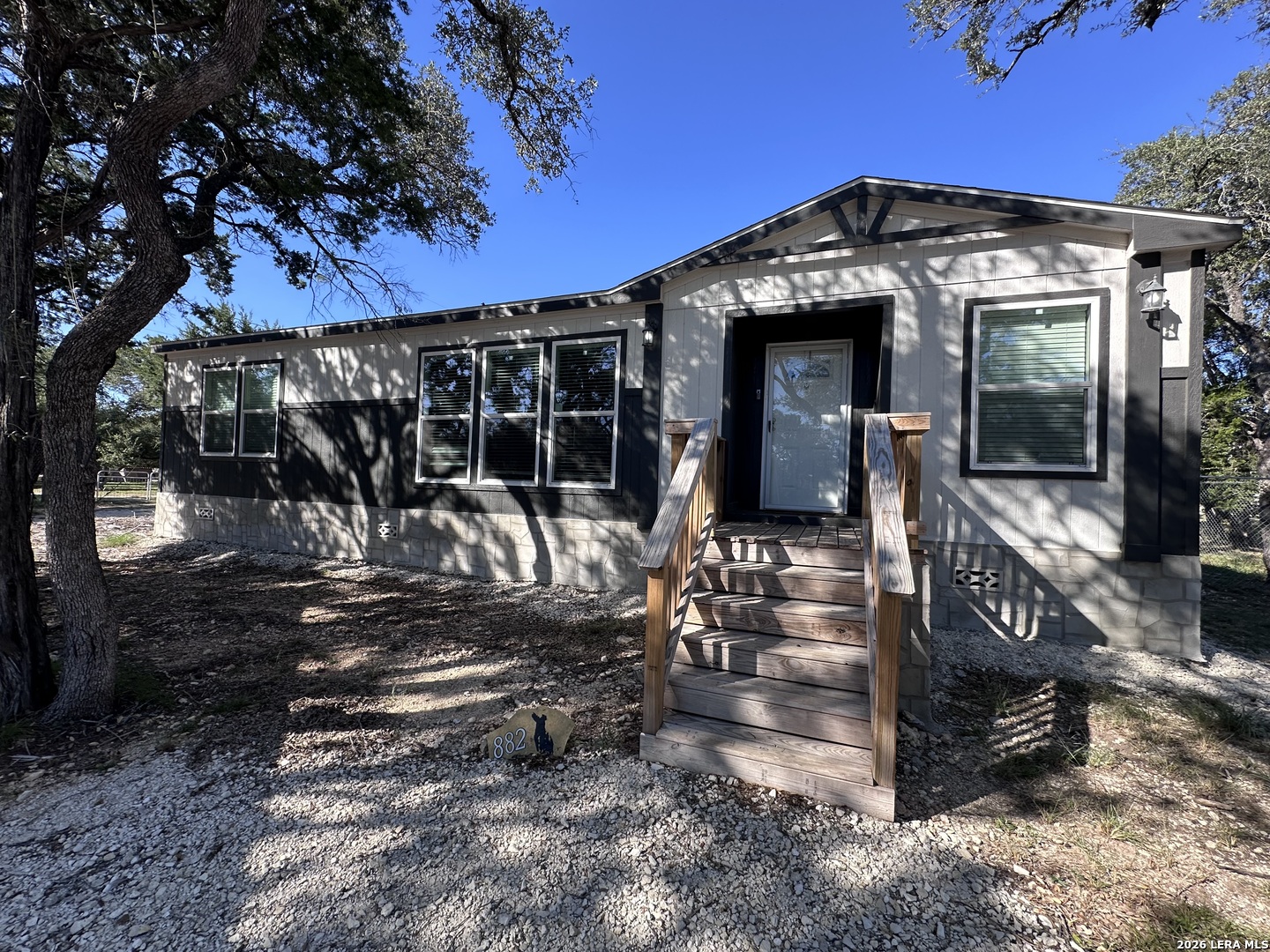 882 Spur Road Lakehills TX 78063