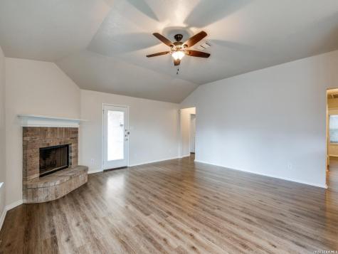 2623 Cloudy Meadow San Antonio TX 78222