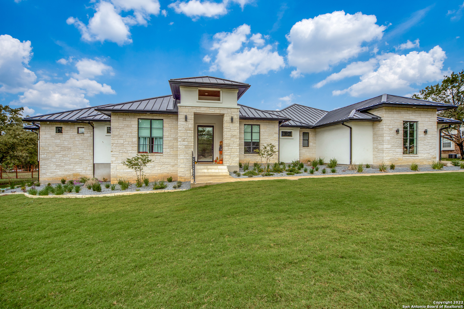 551 Oracle Drive San Antonio TX 78260